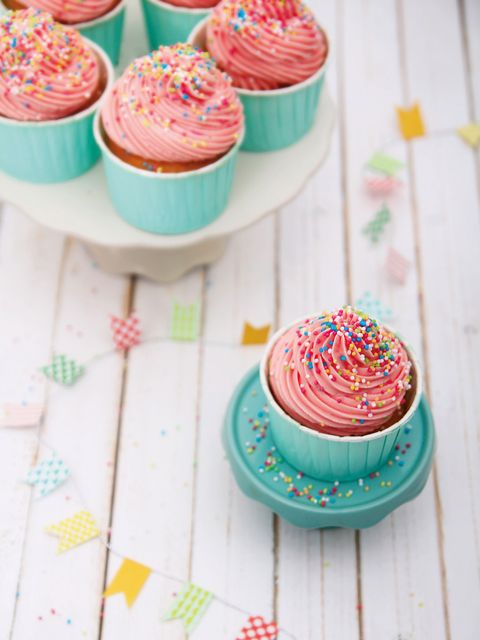 Sweetness, Food, Dessert, Cuisine, Confectionery, Baked goods, Ingredient, Sprinkles, Baking cup, Cake decorating supply, 