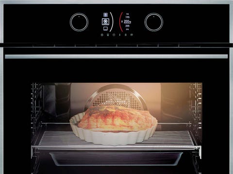 Oven, Microwave oven, Kitchen appliance, Toaster oven, Heat, Grilling, Baking, Cooking, Home appliance, Cooktop, 
