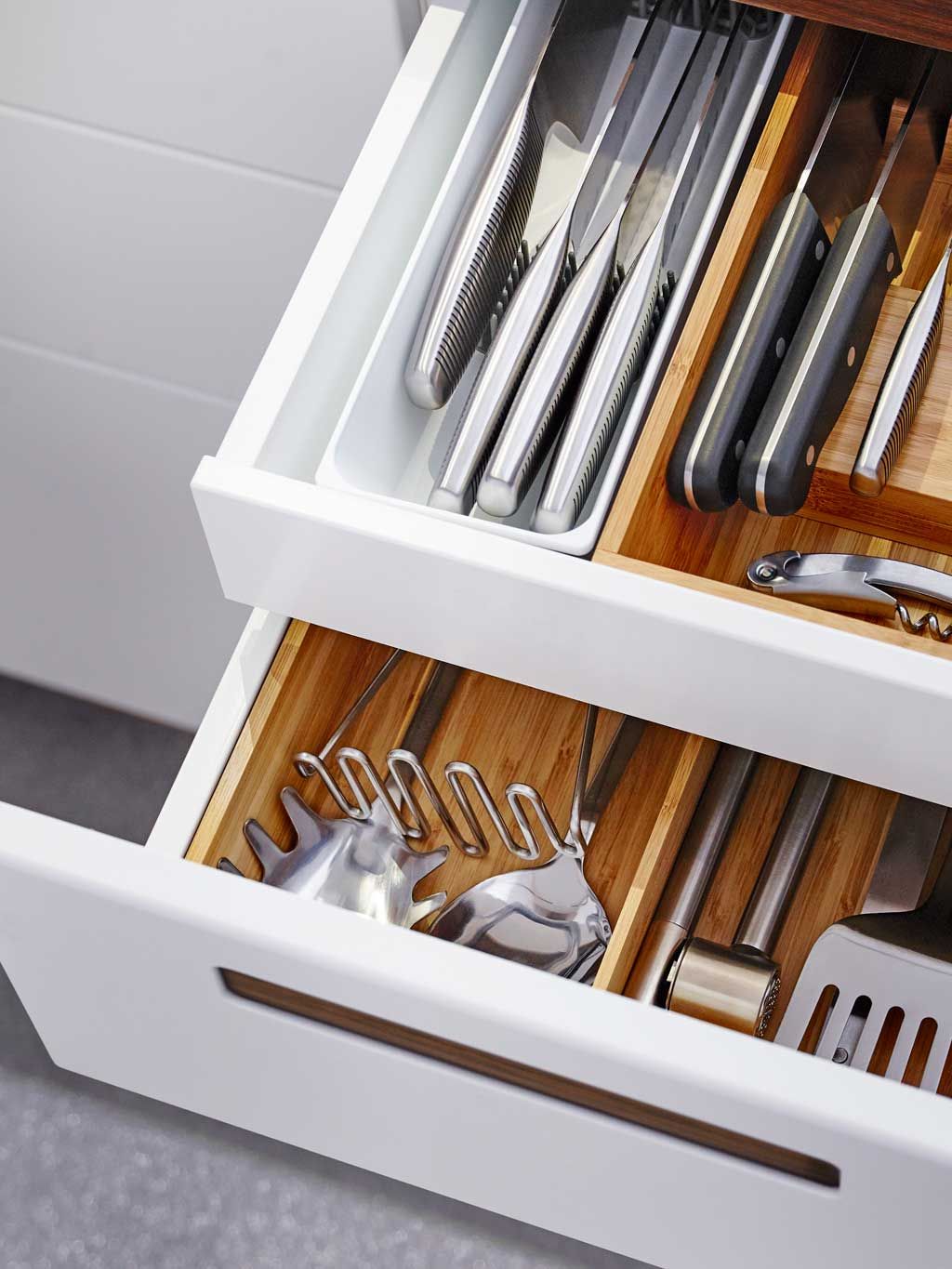 Los utensilios de cocina que debes evitar guardar en los cajones