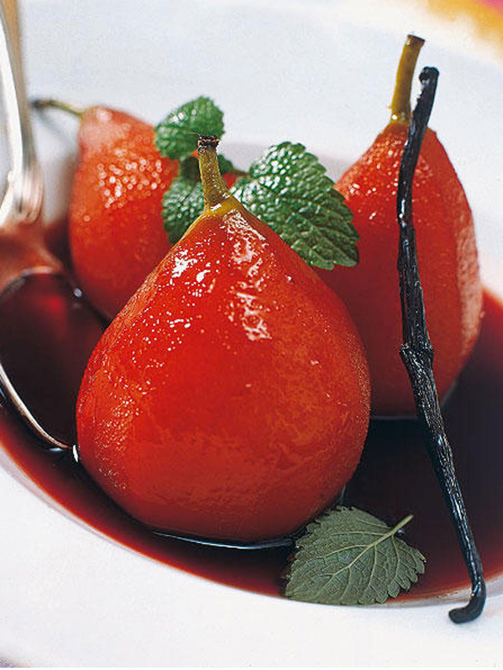 Food, Produce, Red, Fruit, Natural foods, Still life photography, Ingredient, Liquid, Carmine, Kitchen utensil, 