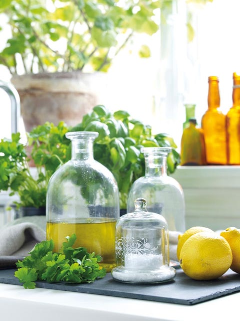 Yellow, Bottle, Glass bottle, Liquid, Citrus, Drinkware, Lemon, Fruit, Citric acid, Meyer lemon, 
