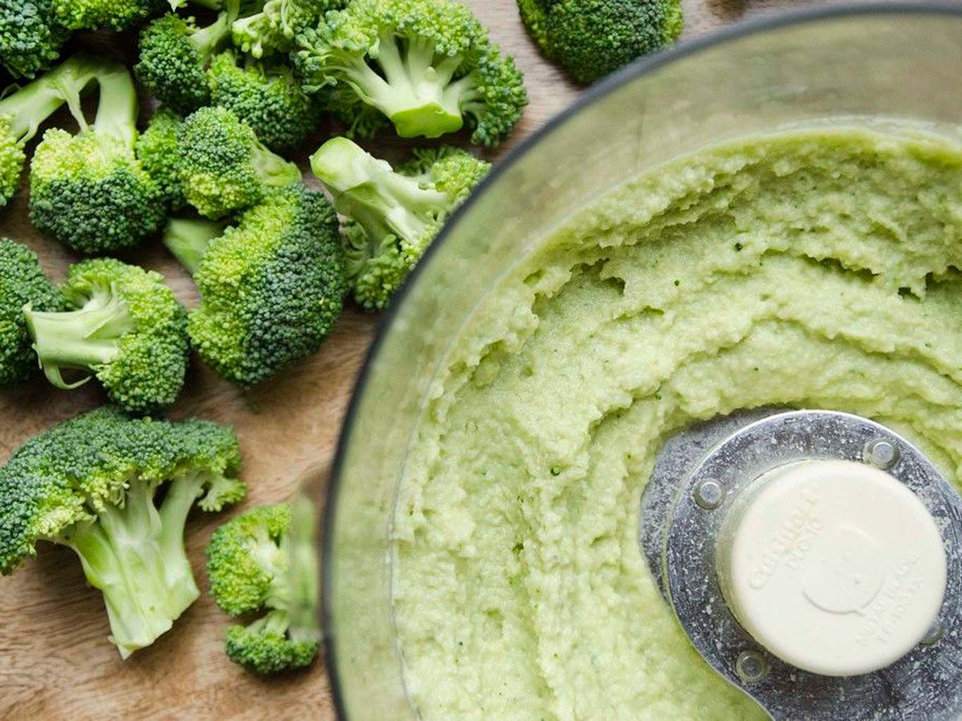 Green, Food, Broccoli, Whole food, Ingredient, Leaf vegetable, Vegetable, Natural foods, Cruciferous vegetables, Vegan nutrition, 