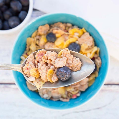 Dish, Food, Cuisine, Ingredient, Breakfast cereal, Meal, Breakfast, Oatmeal, Produce, Vegetarian food, 