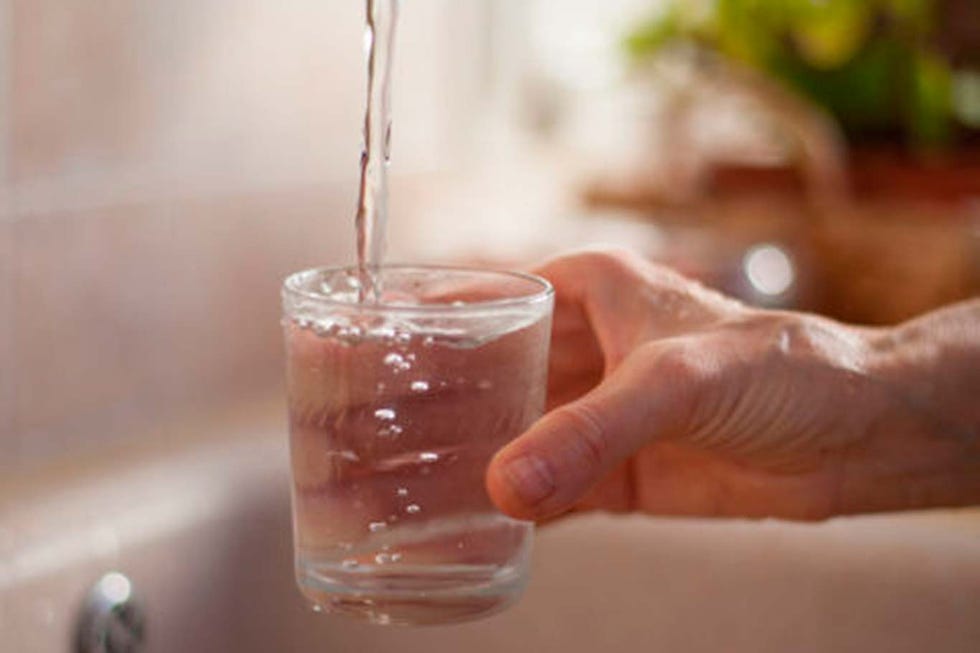 Liquid, Fluid, Glass, Drinkware, Drink, Barware, Ingredient, Transparent material, Alcoholic beverage, Tableware, Liquid, Fluid, Glass, Drinkware, Drink, Barware, Ingredient, Transparent material, Alcoholic beverage, Tableware,