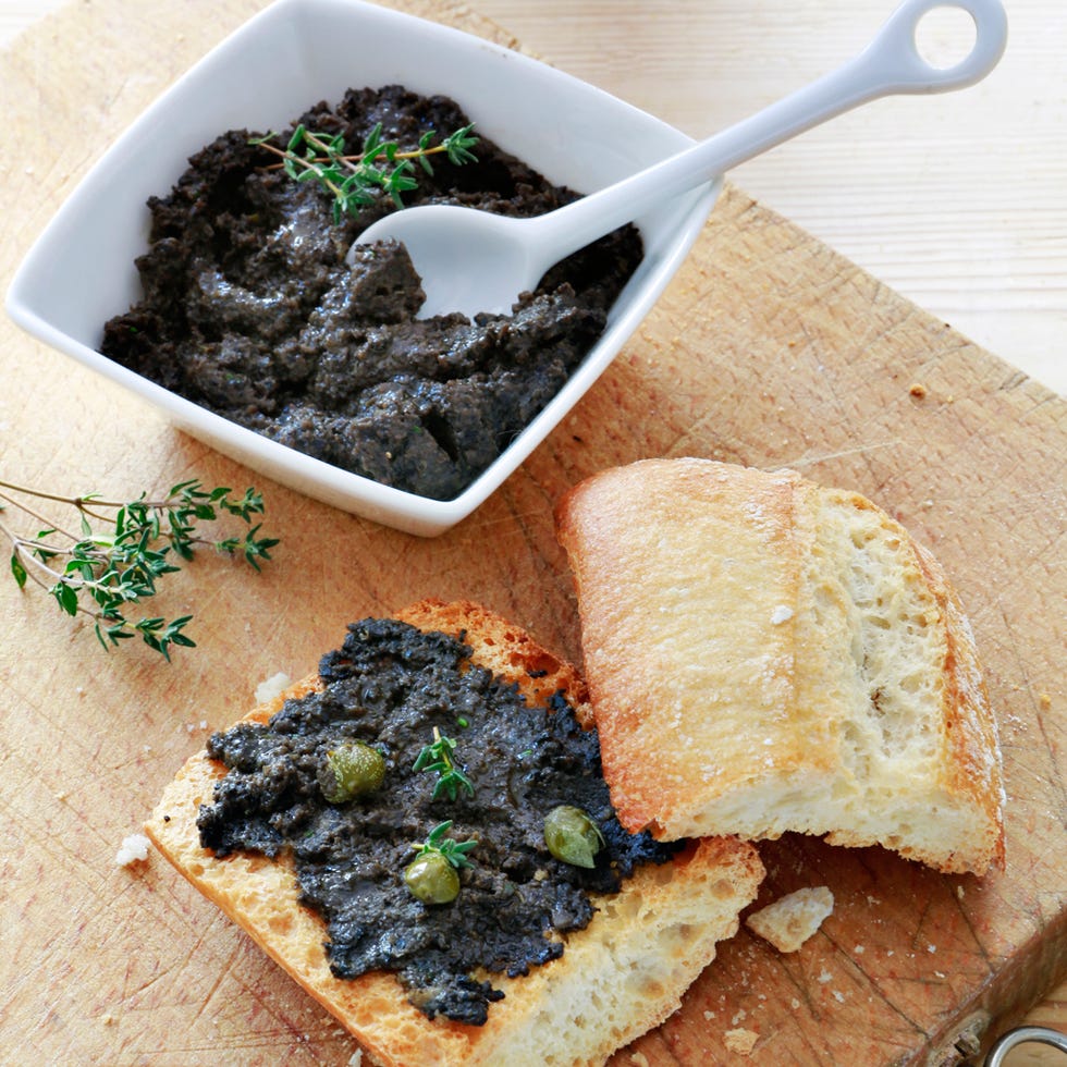 cómo hacer en casa tapenade de aceitunas negras