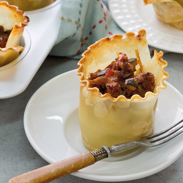 Dish, Food, Cuisine, Ingredient, Dessert, Produce, Baked goods, Filo, Pie, Comfort food, 