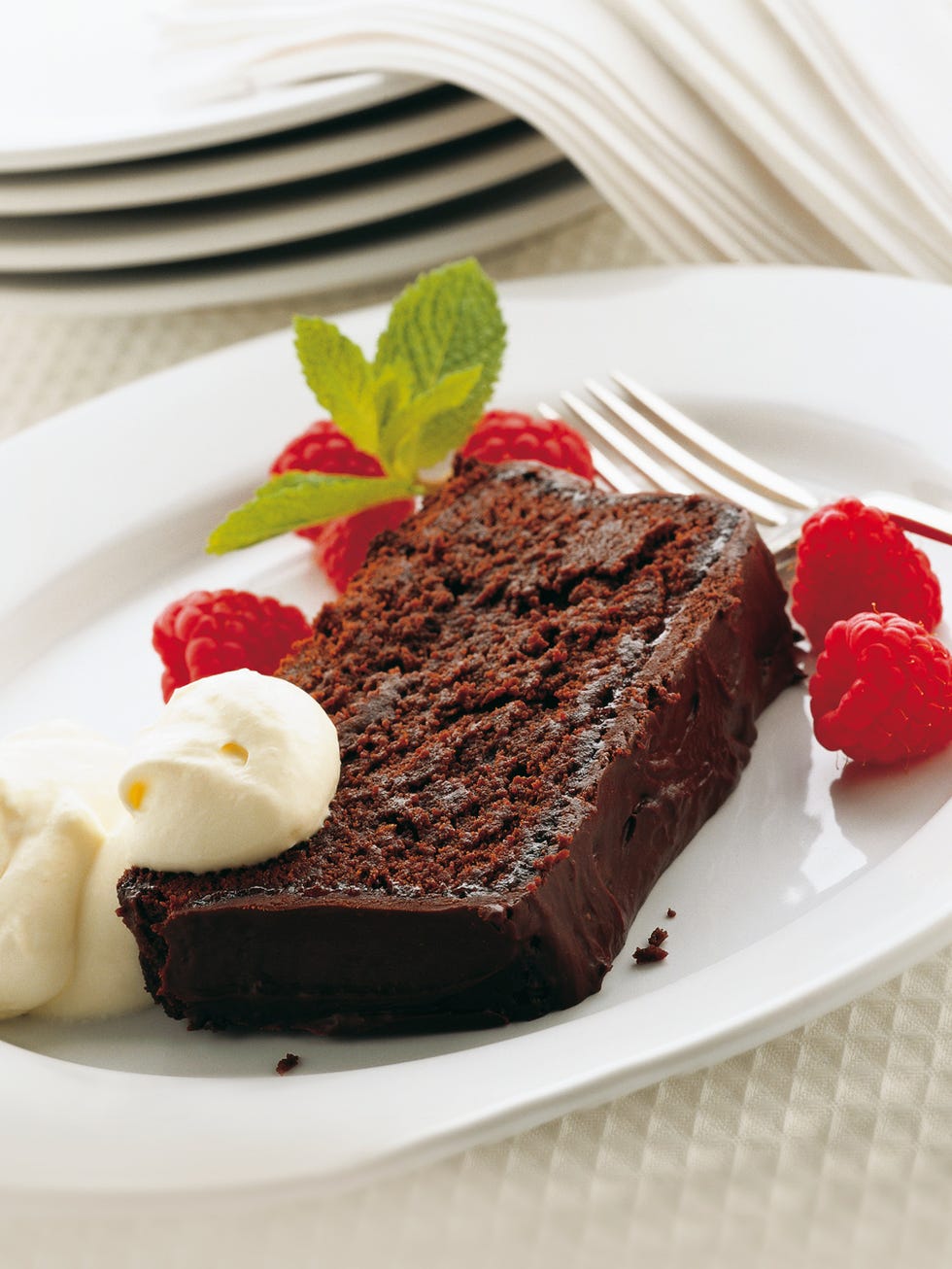 Food, Dishware, Sweetness, Serveware, Cuisine, Ingredient, Dessert, Dish, Plate, Baked goods, 