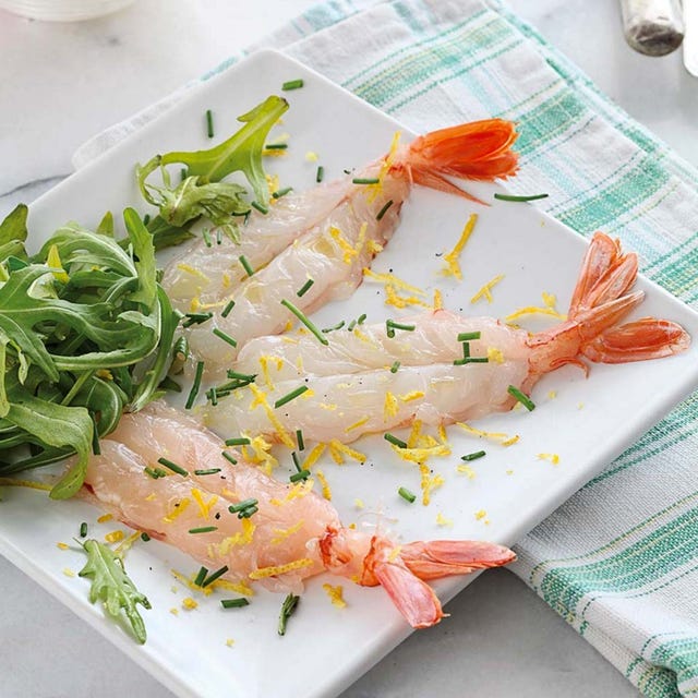 carpaccio de gambones con ensalada de rúcula