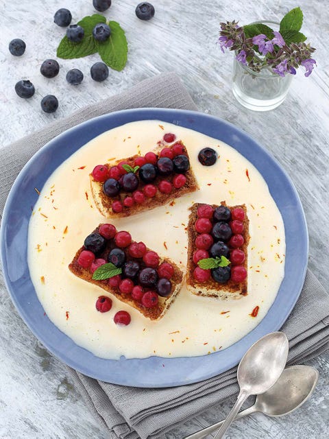 Food, Serveware, Dishware, Tableware, Fruit, Ingredient, Sweetness, Produce, Frutti di bosco, Berry, 