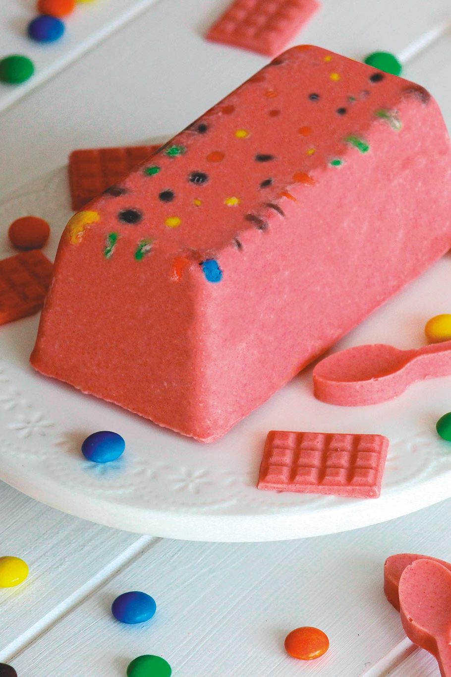 Fondant, lacasitos, chocolate las mejores ideas para decorar tartas con  niños