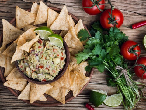 tortillera para recetas mexicanas, una prensa de aluminio para las masa de tacos, burritos, nachos y tortillas, en amazon