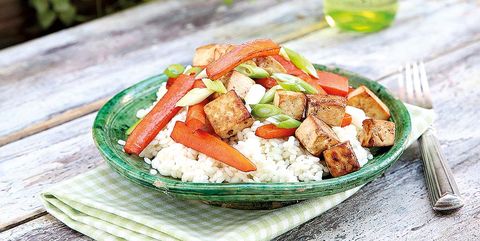 arroz con verduras y tofu