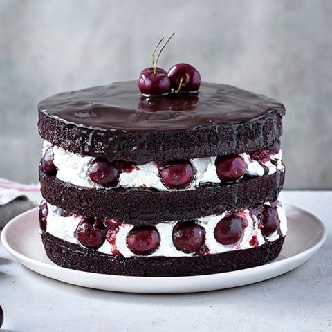 Food, Sweetness, Ingredient, Cake, Serveware, Fruit, Dessert, Red, Cuisine, Baked goods, 