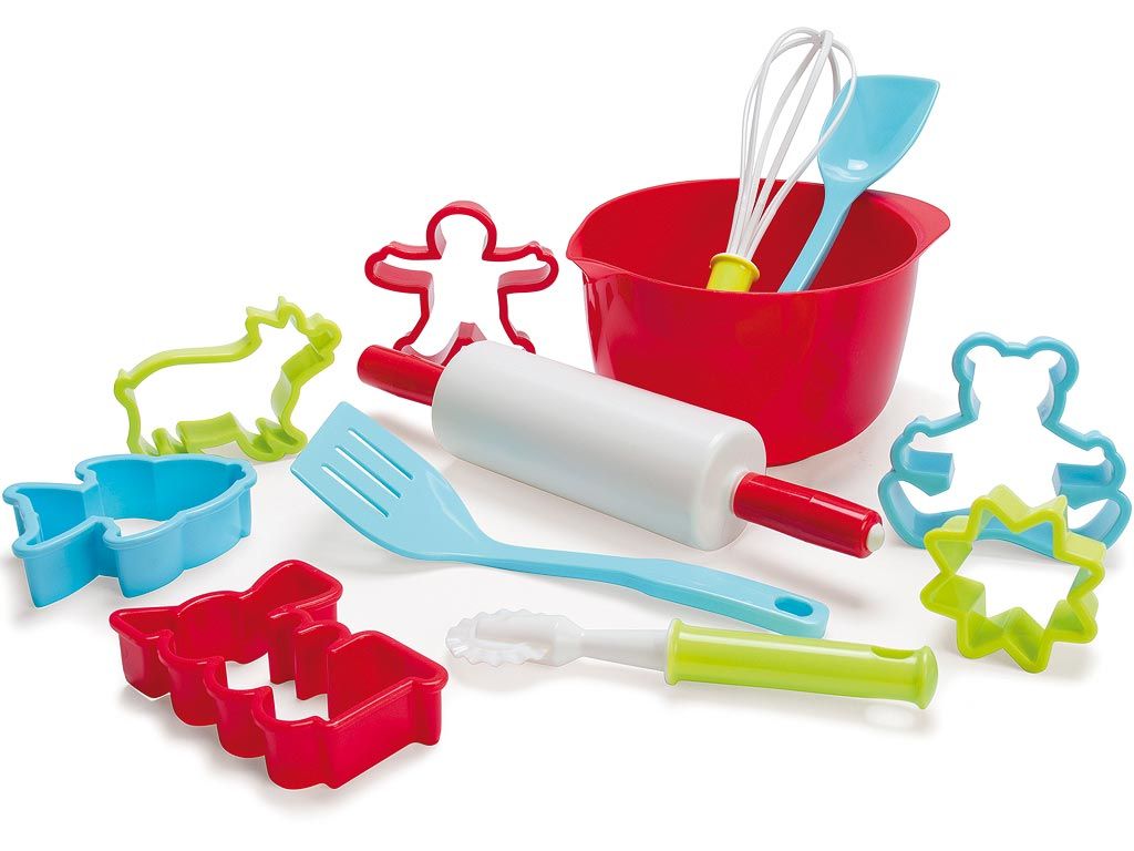 Plastic, Brush, Household supply, Personal care, Plastic bottle, Stationery, Kitchen utensil, Paper, Pack animal, Elephant, 