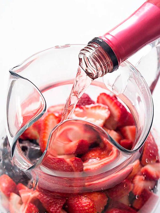 Sangría de frutos rojos