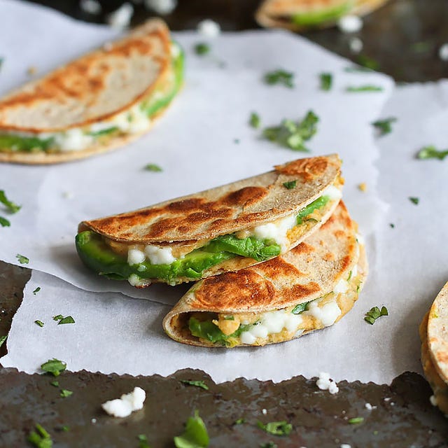 Green, Food, Ingredient, Plate, Finger food, Dishware, Cuisine, Dish, Breakfast, Serveware, 