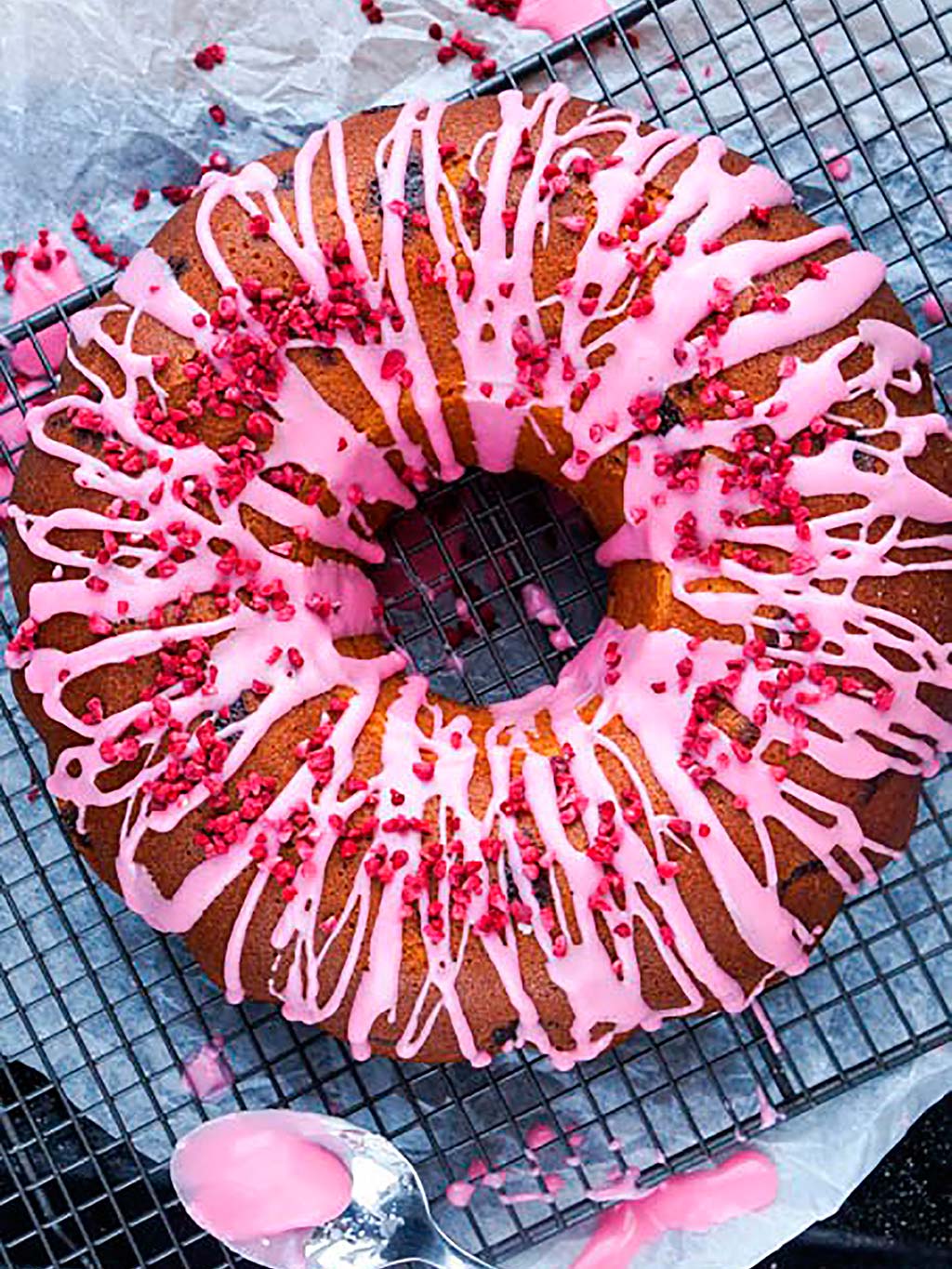 Food, Pink, Cuisine, Dish, Dessert, Baked goods, Glaze, Ingredient, Sweetness, Cake, 