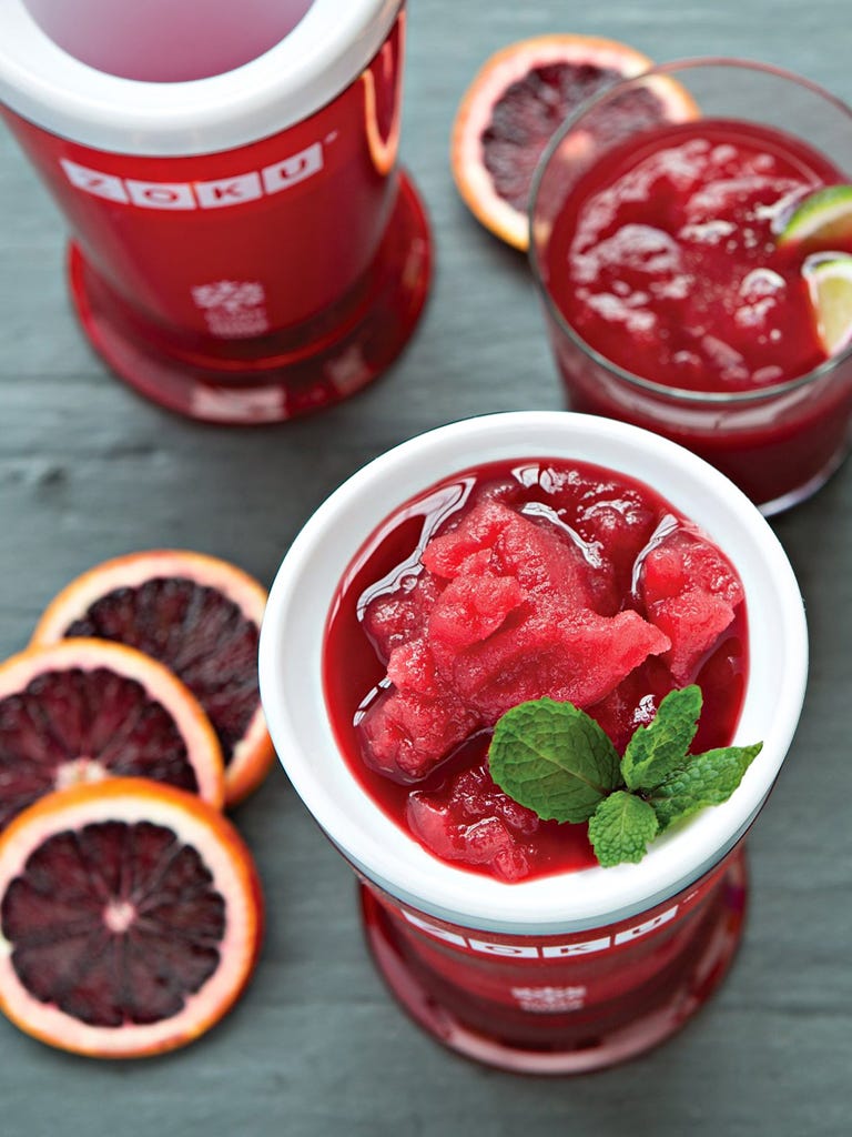 Food, Ingredient, Red, Citrus, Produce, Grapefruit, Fruit, Bowl, Mandarin orange, Natural foods, 
