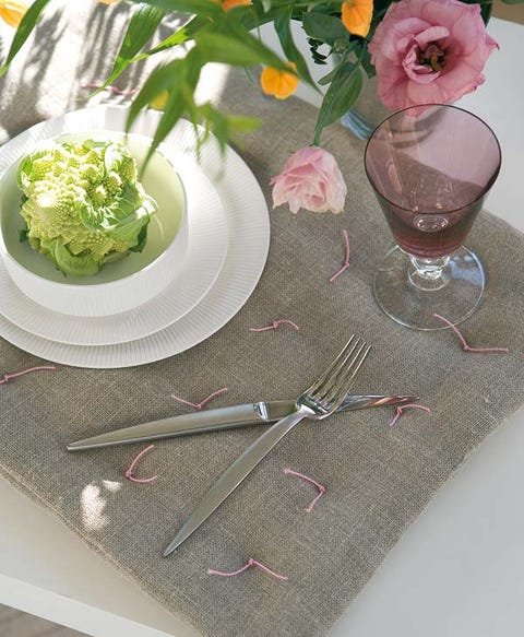 Dishware, Glass, Stemware, Tableware, Drinkware, Cutlery, Drink, Kitchen utensil, Leaf vegetable, Petal, 