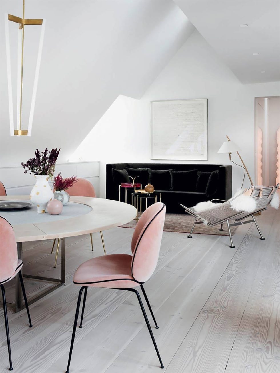Furniture, White, Room, Interior design, Floor, Property, Table, Living room, Wall, Desk, 