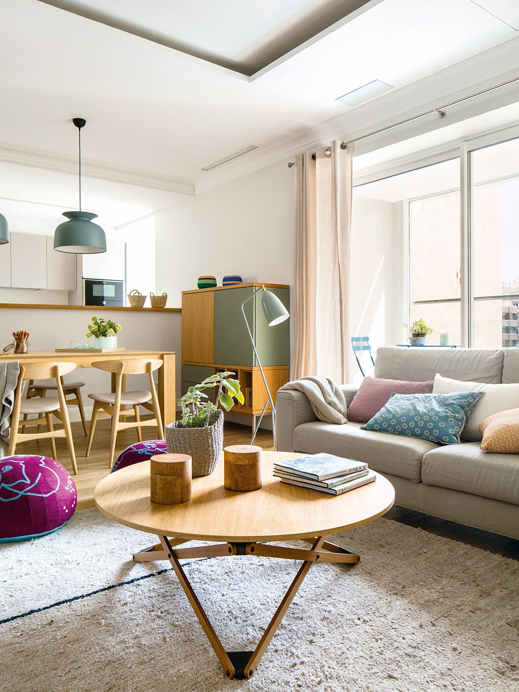 room, interior design, green, furniture, living room, table, home, couch, floor, ceiling,