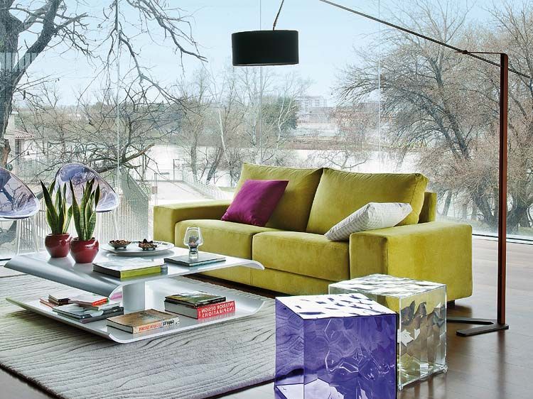 La solución de Zara Home para ordenar libros y revistas: no ocupa nada  junto al sofá