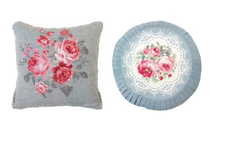 Textile, Pink, Magenta, Pattern, Linens, Home accessories, Creative arts, Throw pillow, Floral design, Circle, 