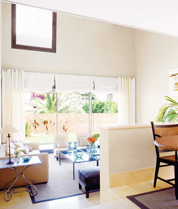 Room, Interior design, Property, Floor, Furniture, Wall, Flooring, Ceiling, Home, Interior design, 