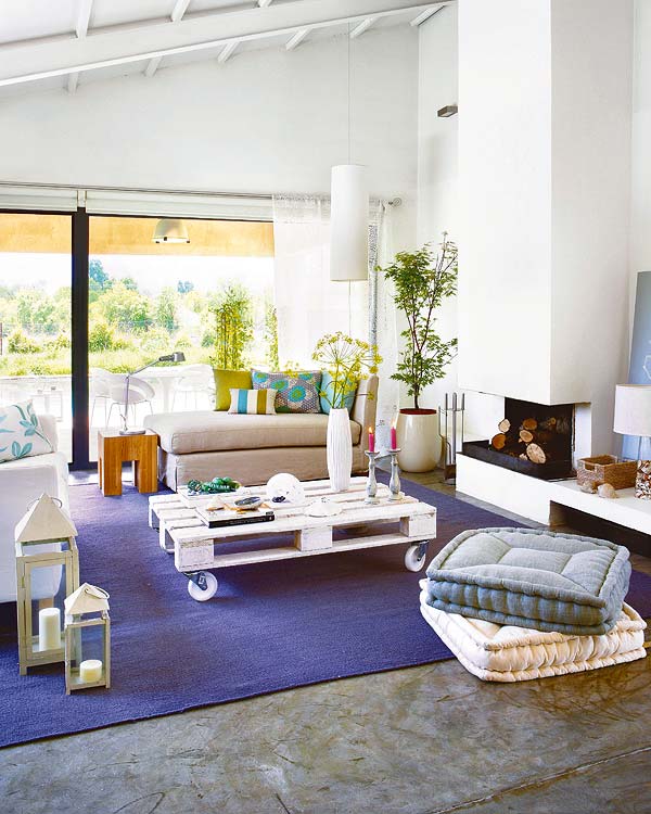 Room, Interior design, Floor, Wall, Home, Interior design, Living room, Ceiling, Houseplant, Design, 