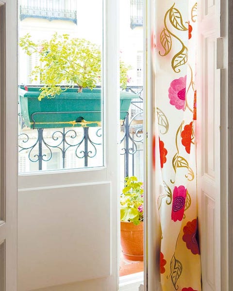 Interior design, Fixture, Teal, Peach, Paint, Creative arts, Wallpaper, Coquelicot, Floral design, Handle, 