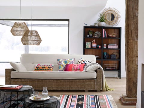 Salón con sofá de fibra
