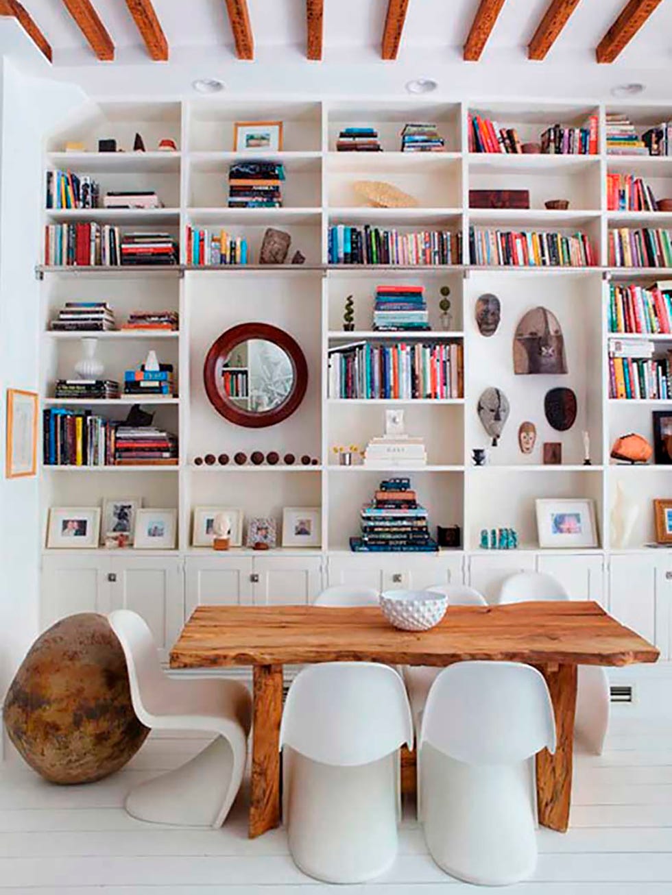 Shelf, Furniture, Interior design, Shelving, Room, Wall, Bookcase, Table, Orange, Living room, 