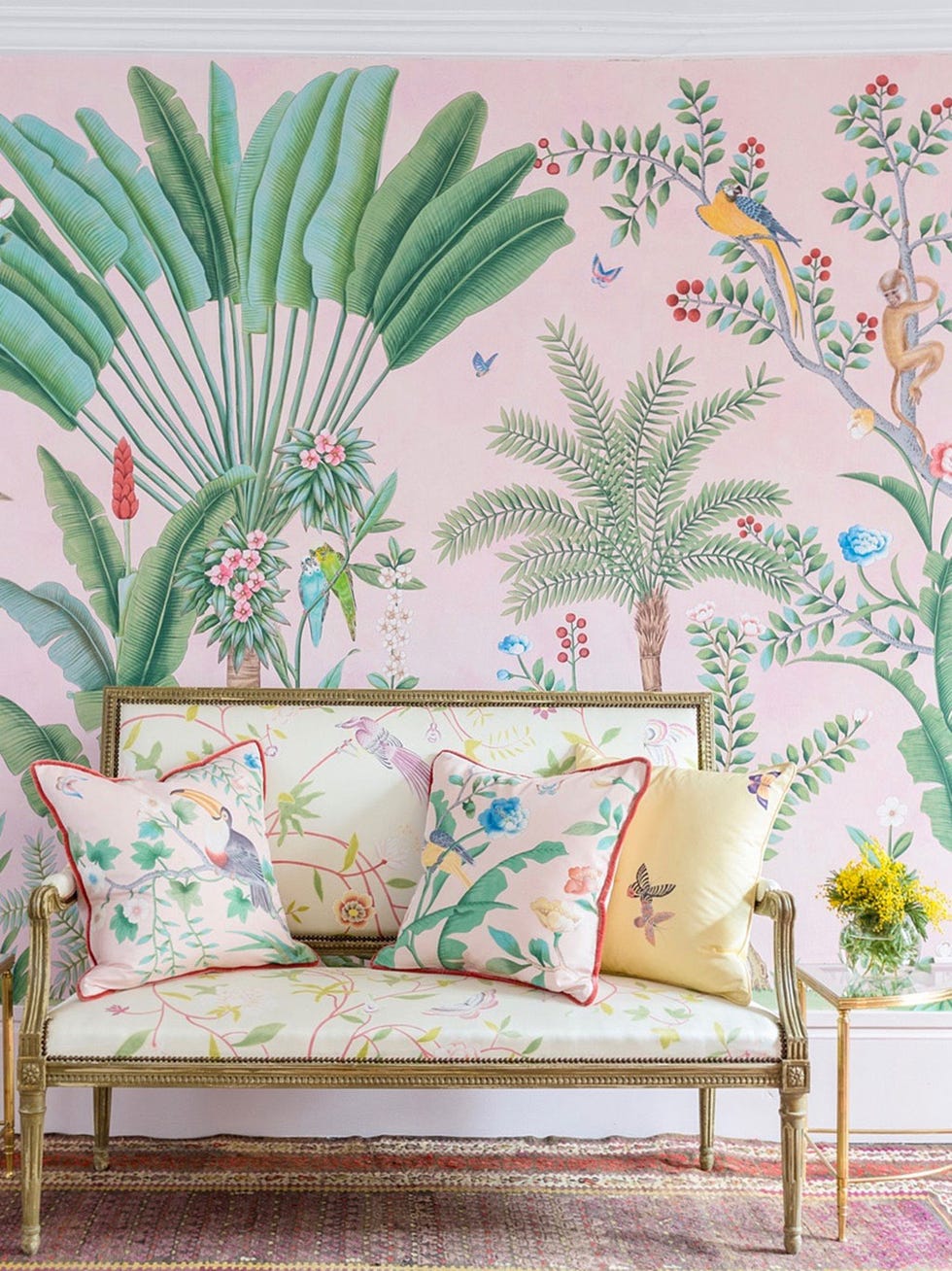 Green, Furniture, Couch, Room, Wallpaper, Botany, Living room, Plant, studio couch, Interior design, 