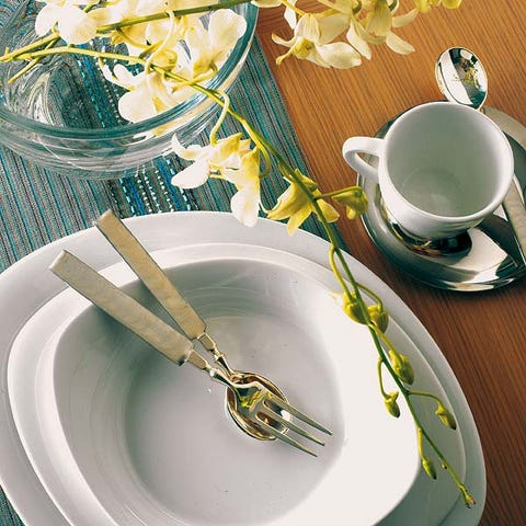 Serveware, Coffee cup, Dishware, Yellow, Cup, Drinkware, Porcelain, Tableware, Table, Teacup, 