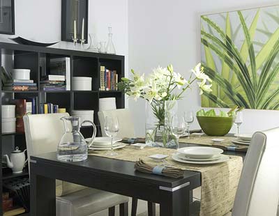 Room, Interior design, Glass, Table, Serveware, Wall, Furniture, Interior design, Dishware, Shelving, 