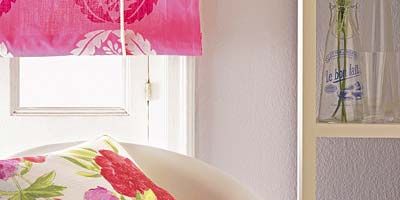 Room, Interior design, Pink, Magenta, Interior design, Purple, Home accessories, Lampshade, Lighting accessory, Linens, 