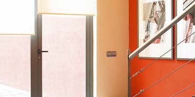 Property, Floor, Room, Flooring, Wall, Interior design, Fixture, Stairs, Door, Home door, Property, Floor, Room, Flooring, Wall, Interior design, Fixture, Stairs, Door, Home door,