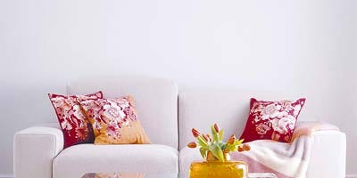Brown, Room, Yellow, Interior design, Wall, Furniture, Textile, White, Pillow, Throw pillow, Brown, Room, Yellow, Interior design, Wall, Furniture, Textile, White, Pillow, Throw pillow,