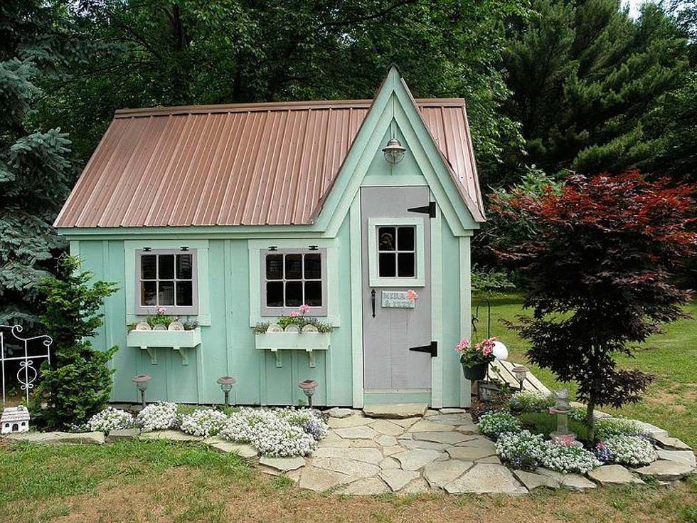 Plant, Property, House, Tree, Real estate, Home, Building, Roof, Garden, Door, 