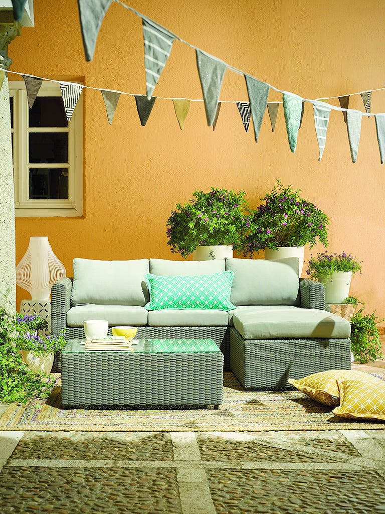 Green, Living room, Furniture, Room, Wall, Property, Home, Yellow, Interior design, House, 
