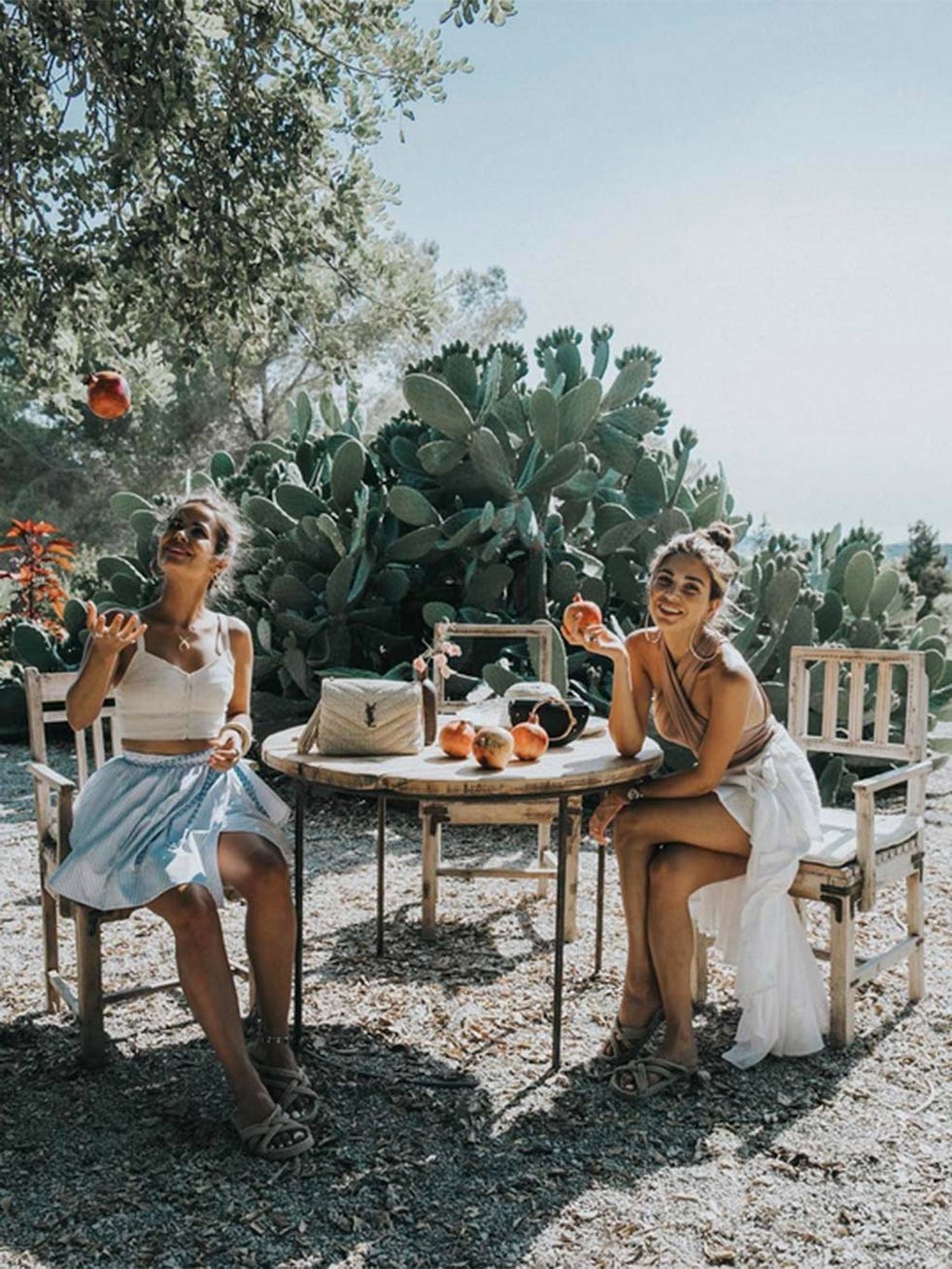 Photograph, Table, Furniture, Sitting, Summer, Leisure, Dress, Tree, Event, Room, 