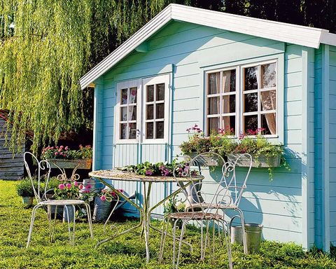 House, Outdoor table, Garden, Fixture, Outdoor furniture, Home, Backyard, Yard, Shrub, Cottage, 