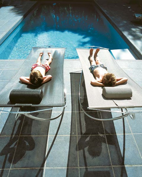 Swimming pool, Human leg, Leisure, Floor, Aqua, Tile, Foot, Back, Leisure centre, Ankle, 