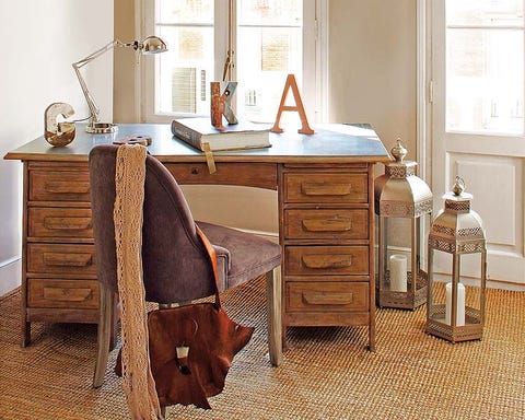 Wood, Room, Drawer, Interior design, Furniture, Cabinetry, Chest of drawers, Floor, Flooring, Hardwood, 