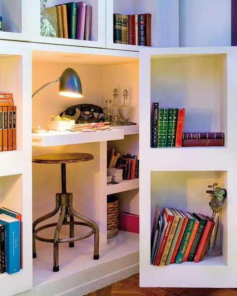 Shelving, Shelf, Furniture, Bookcase, Room, Wall, Table, Interior design, Home, House, 
