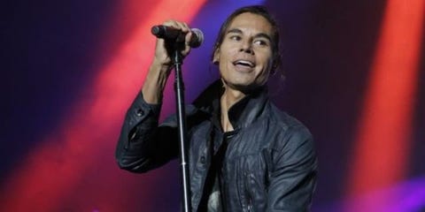 Audio equipment, Microphone, Entertainment, Electronic device, Music, Jacket, Forehead, Performing arts, Stage equipment, Music artist, Audio equipment, Microphone, Entertainment, Electronic device, Music, Jacket, Forehead, Performing arts, Stage equipment, Music artist,