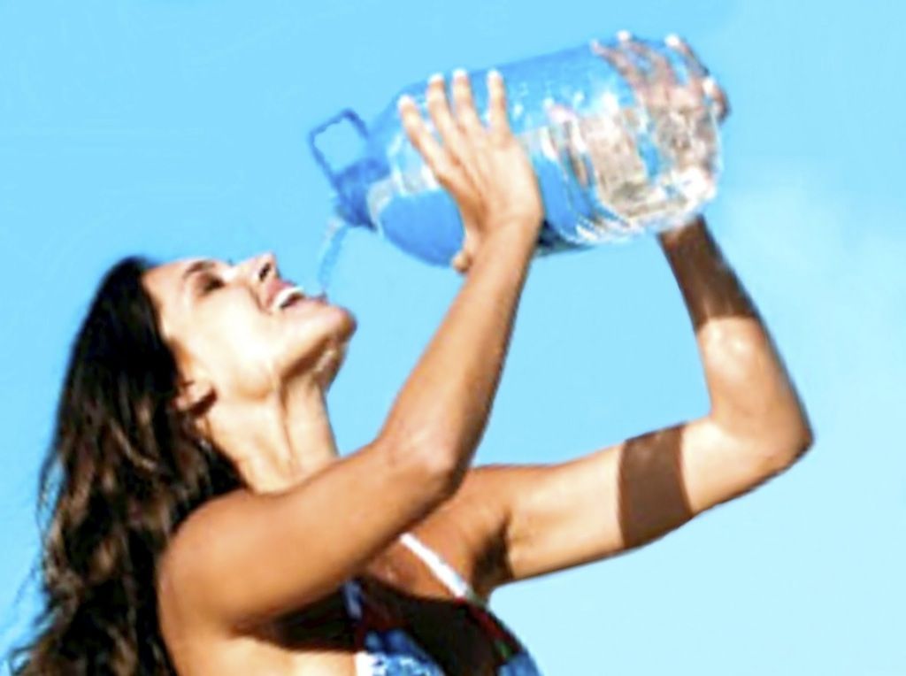 Engorda beber mucha agua