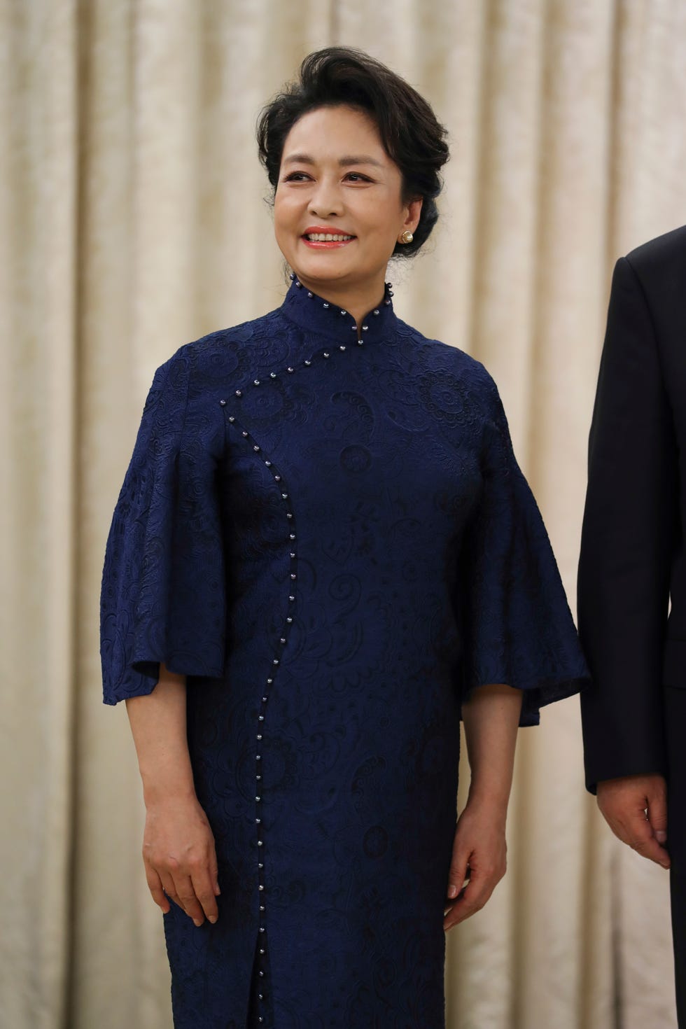 Clothing, Blue, Fashion, Cobalt blue, Dress, Formal wear, Electric blue, Outerwear, Sleeve, Neck, 