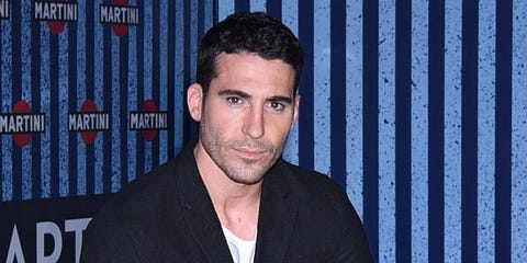 Chin, Forehead, Eyebrow, Collar, Suit, Coat, Blazer, Black hair, Facial hair, Electric blue, Chin, Forehead, Eyebrow, Collar, Suit, Coat, Blazer, Black hair, Facial hair, Electric blue,