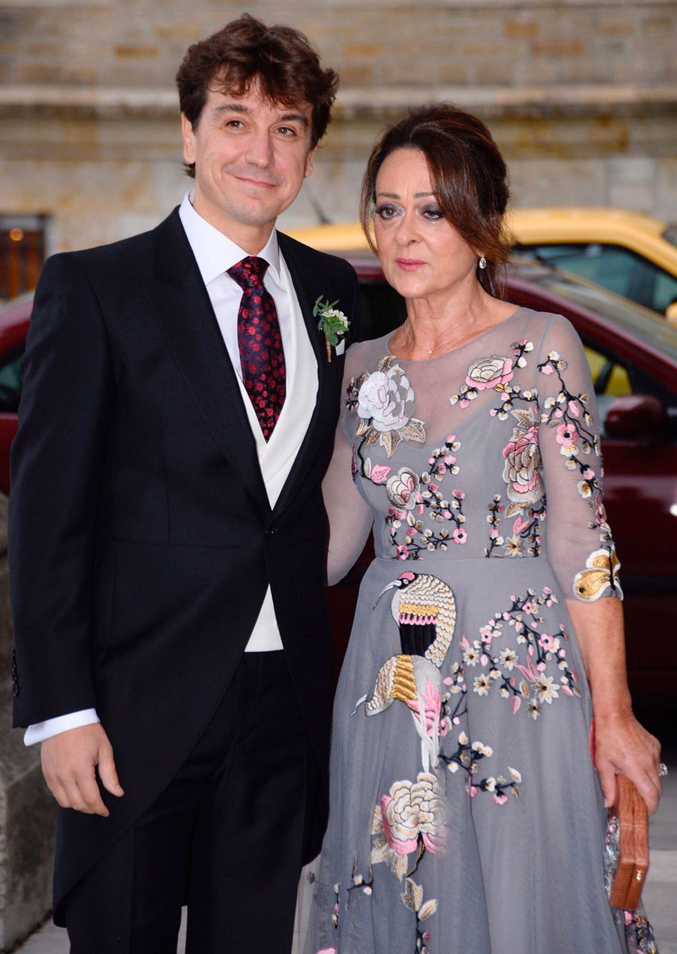 Clothing, Coat, Trousers, Dress shirt, Shirt, Dress, Outerwear, Suit trousers, Formal wear, Suit, 